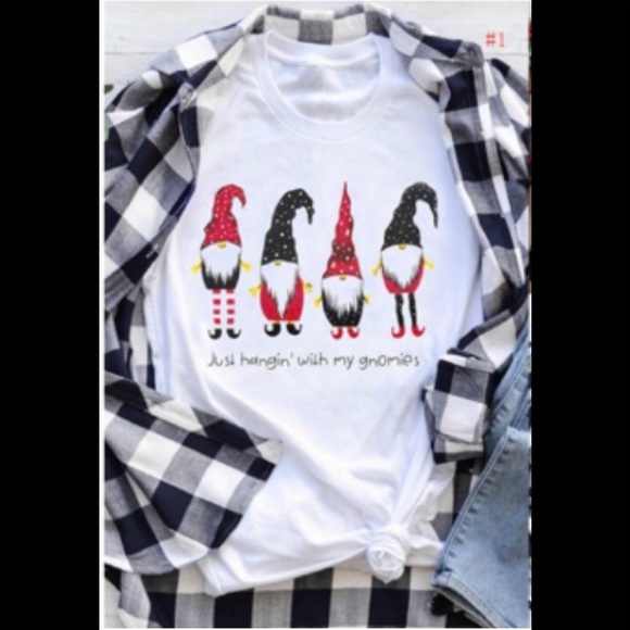 Christmas gnomes t-shirt 🎄 - Picture 2 of 7